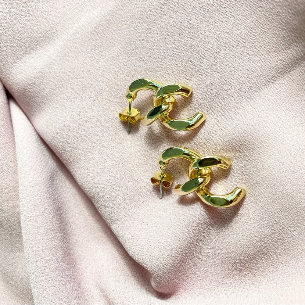 Gold plated earrings